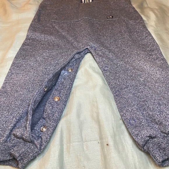 Calvin Klein footless jumper - Picture 2 of 4